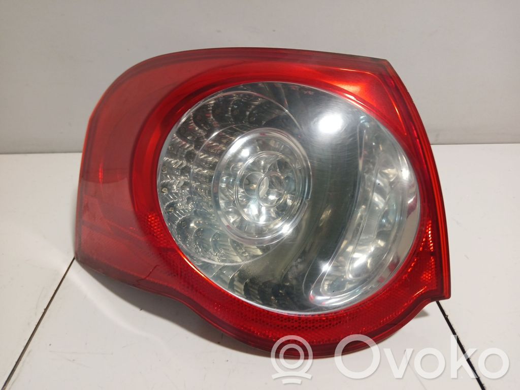 Volkswagen PASSAT B6 Luci posteriori 
