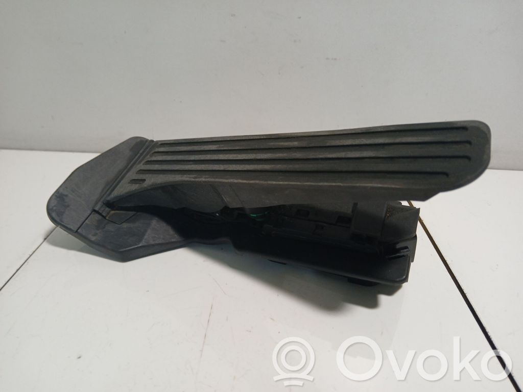 Volkswagen Golf V Accelerator throttle pedal 