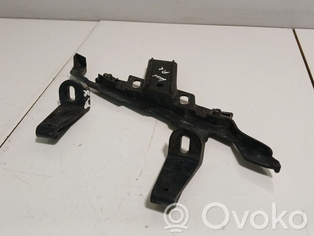 Audi A8 S8 D3 4E Headlight/headlamp mounting bracket 