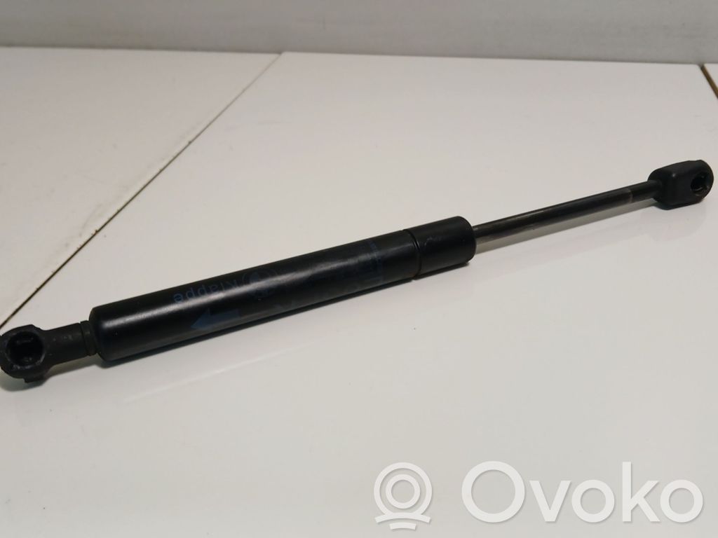 BMW X3 E83 Front bonnet/hood damper/strut 