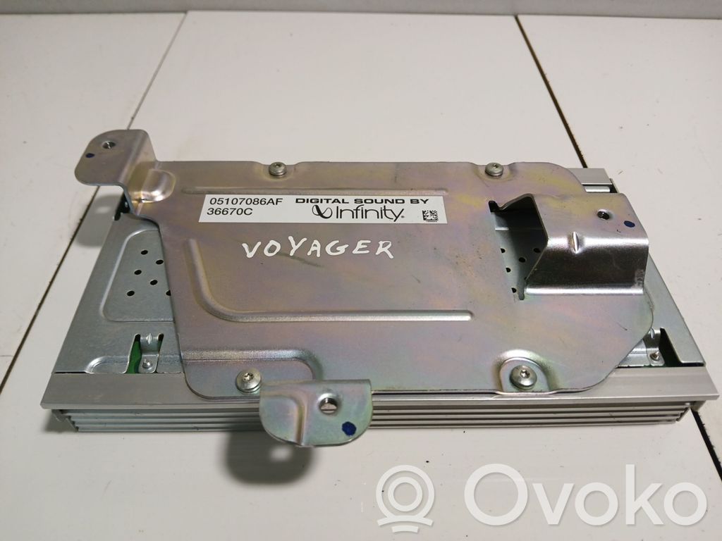Chrysler Grand Voyager V Sound amplifier 