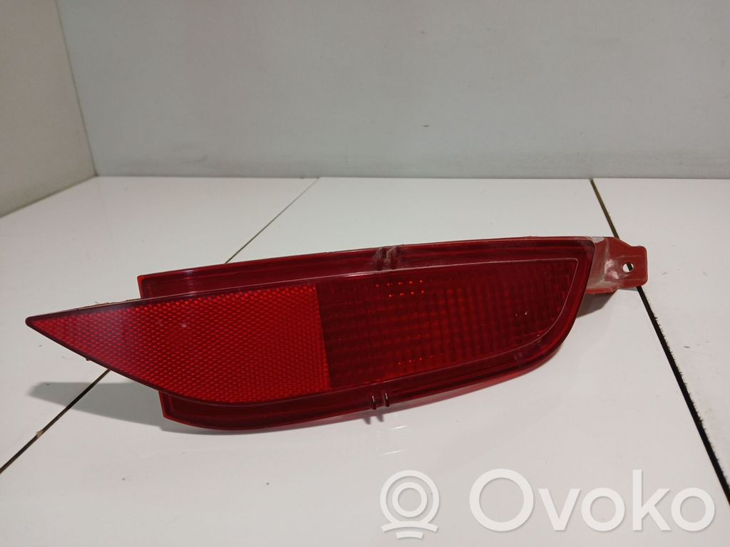 Ford Fiesta Reflector spate 