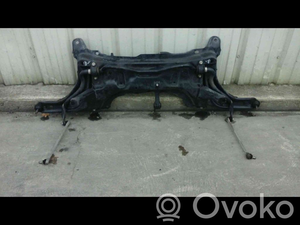 Toyota Yaris Rama pomocnicza przednia 