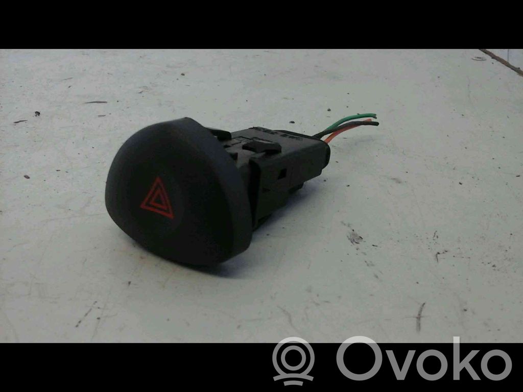 Botón interruptor de luz de peligro   8200634256,20241647,3745311,VDMS7
