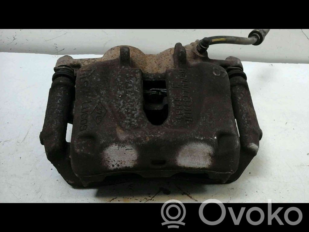 Opel Vivaro Zacisk hamulcowy przedni 