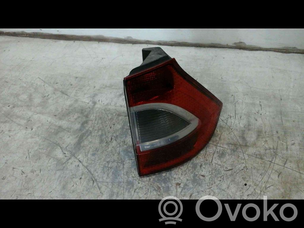 Rear/tail lights   1524439,20212178,3736977,VDMS7