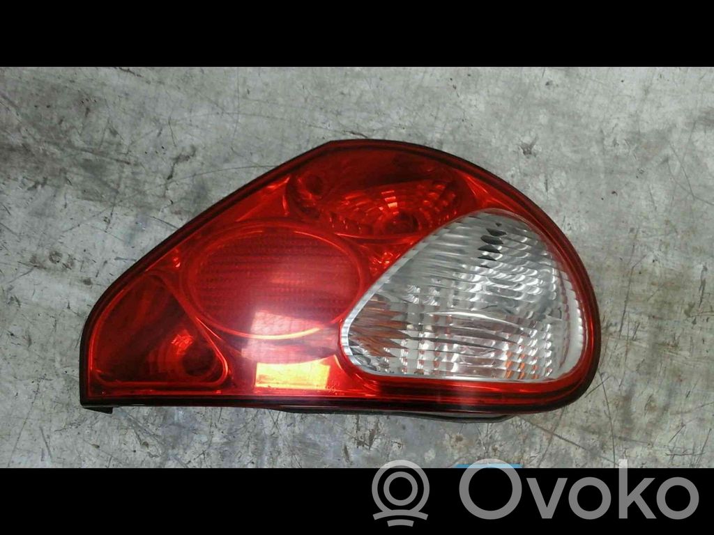 Jaguar X-Type Rear/tail lights 