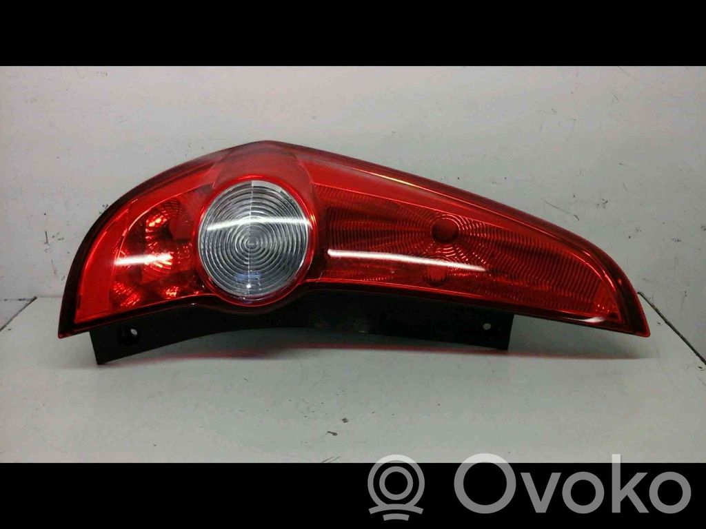 Opel Agila A Lampă spate în caroserie 