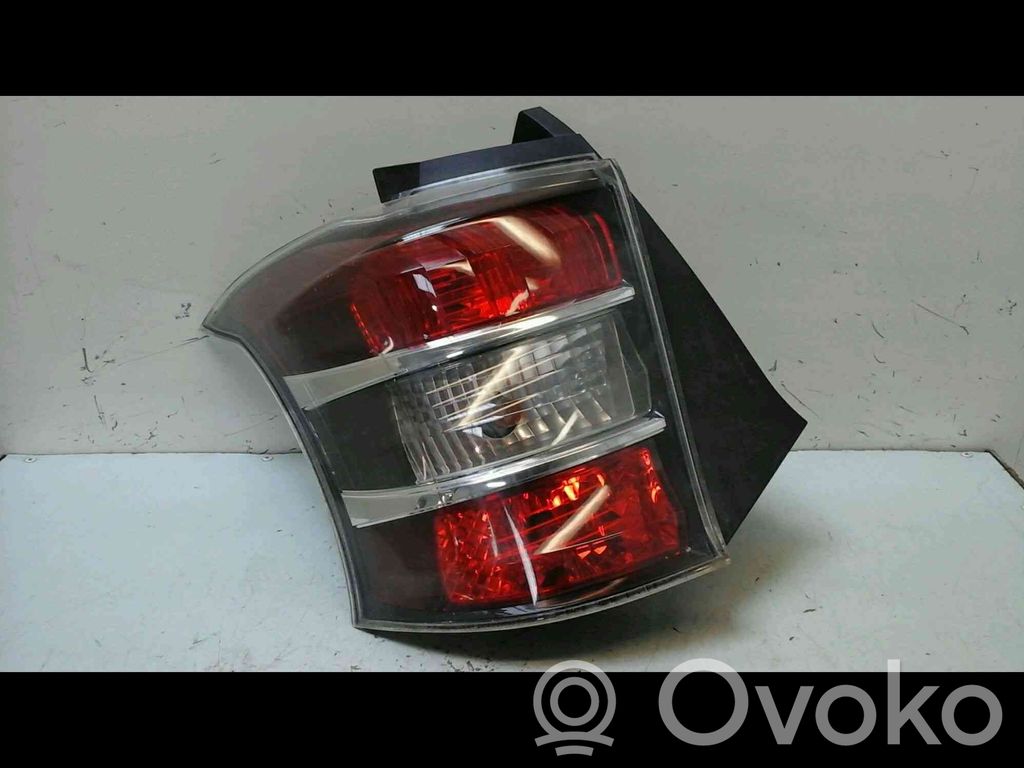Toyota iQ Luz trasera/de freno 