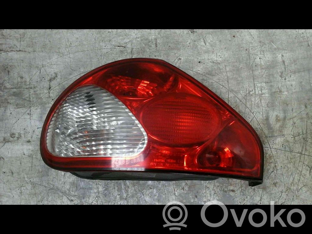 Rear/tail lights   20220628,3737649,VDMS7