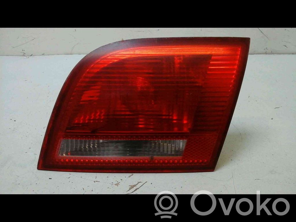 Luz trasera/de freno   8P4945094B,20233194,3744028,VDMS7