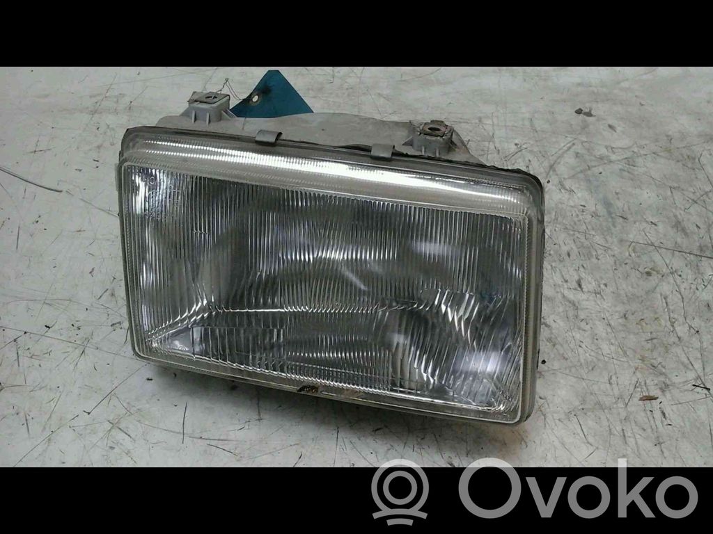 Renault Trafic I Headlight/headlamp 