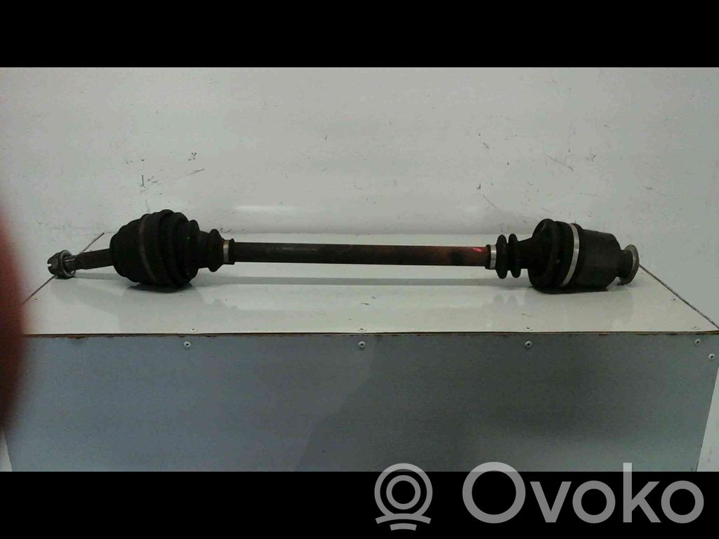 Priekinis pusašis   8200844449,20233117,3741540,VDMS7