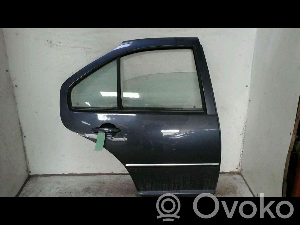 Volkswagen Bora Puerta trasera 