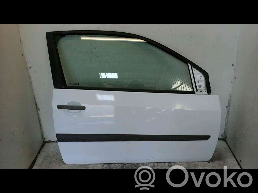Ford Fiesta Puerta delantera 