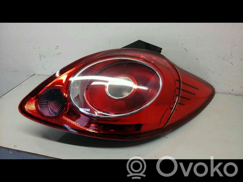 Rear/tail lights   1579394,20232135,3741566,VDMS7