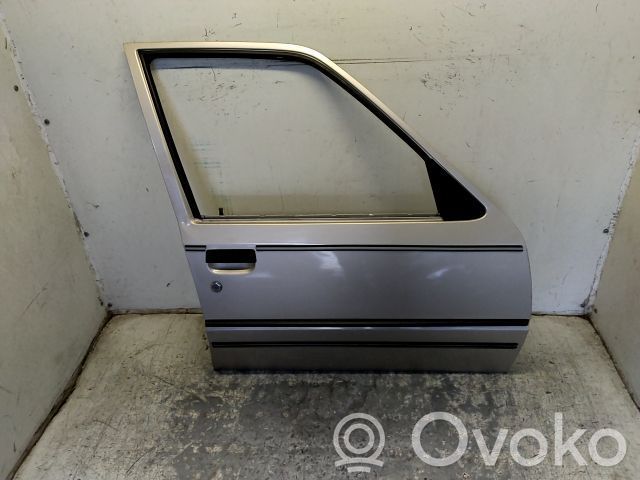 Peugeot 205 Drzwi przednie 