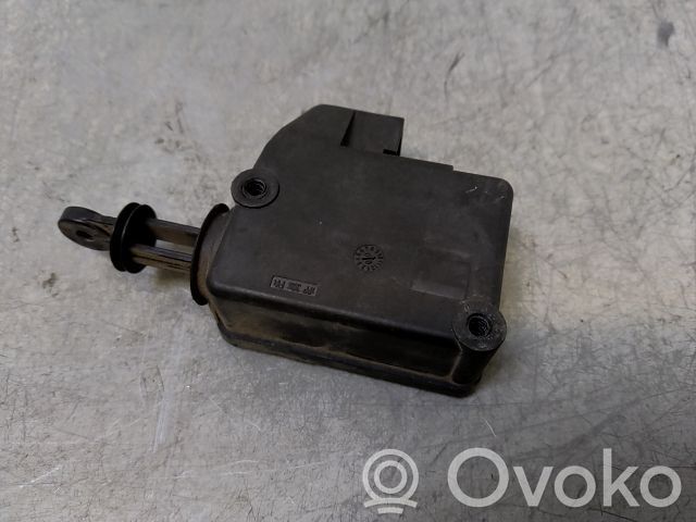 Rear lock motor   20250062,5899261,VDMS7