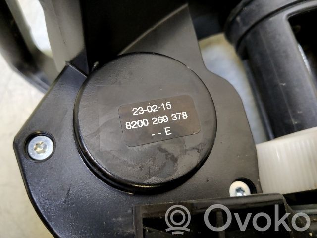 Renault 4 Befestigung komplett Reserverad 