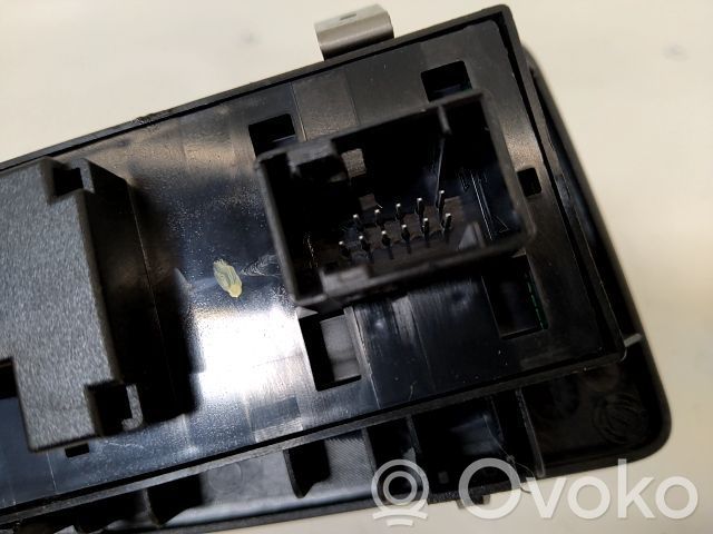 Electric window control switch   735441020,20250341,5834897,VDMS7