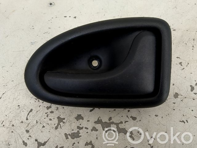 Manecilla interna puerta trasera   8200669525,20251687,9133655,VDMS7