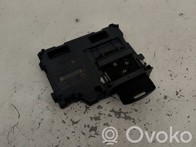 Czytnik karty   285901934R,13686904,20252301,VDMS7