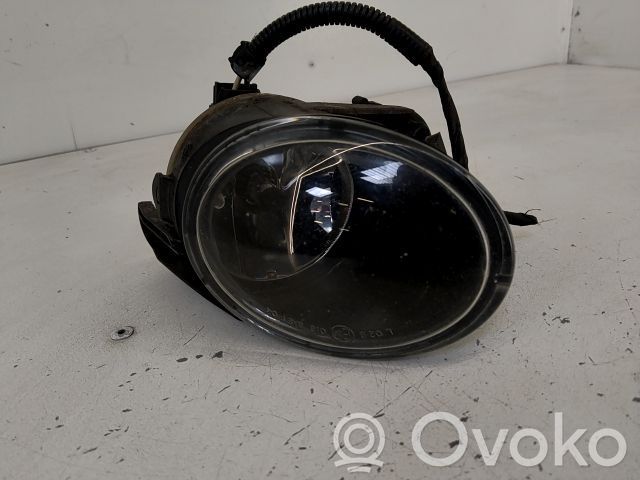 Etusumuvalo   3C0941699B,11470892,20252075,VDMS7