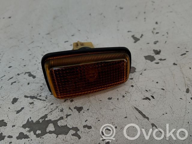 Peugeot Partner Seitenblinker 