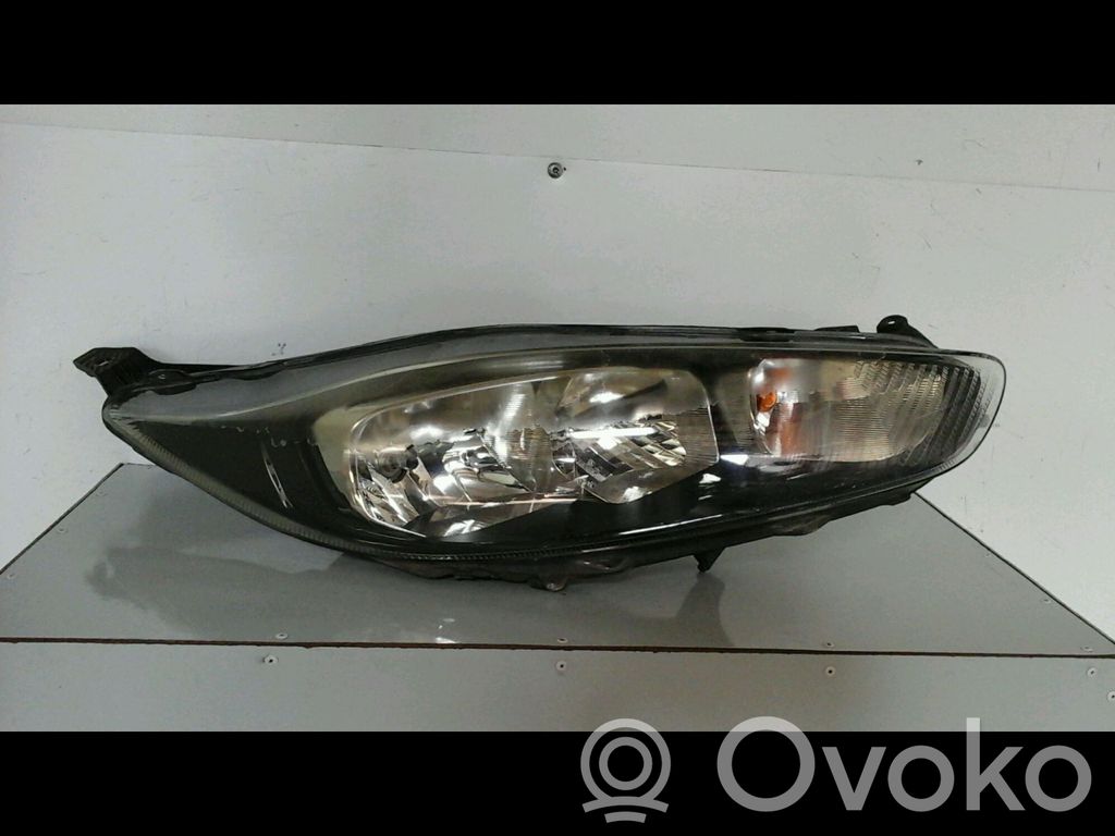 Ford Fiesta I Headlight/headlamp 
