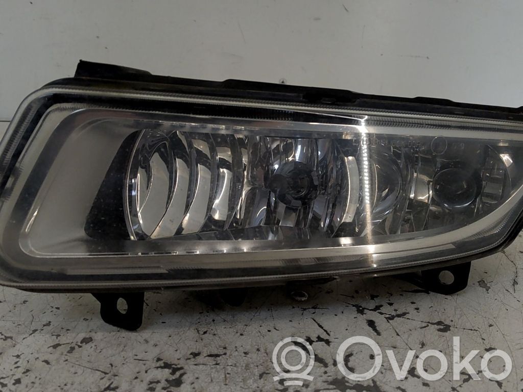 Volkswagen Polo Światło przeciwmgłowe przednie 