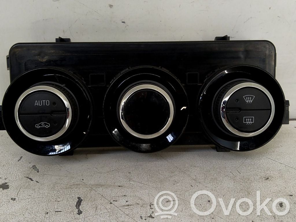 Climate control unit   13468064,20252728,23200359,VDMS7