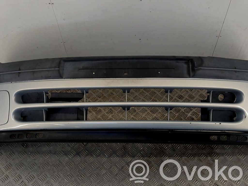 Renault Clio I Paraurti anteriore 