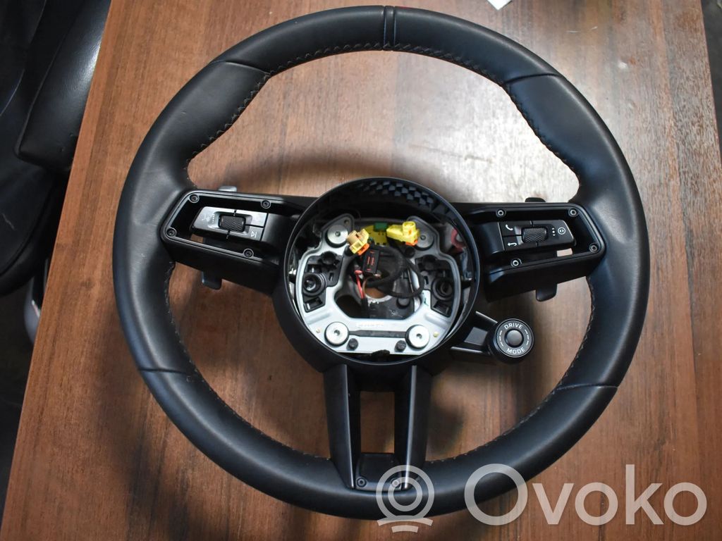 Porsche 992 Volan 