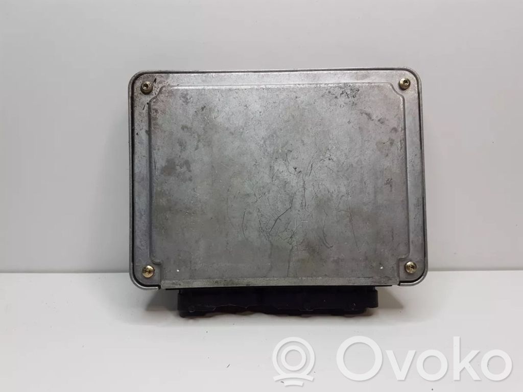 Opel Vectra B Engine control unit/module 