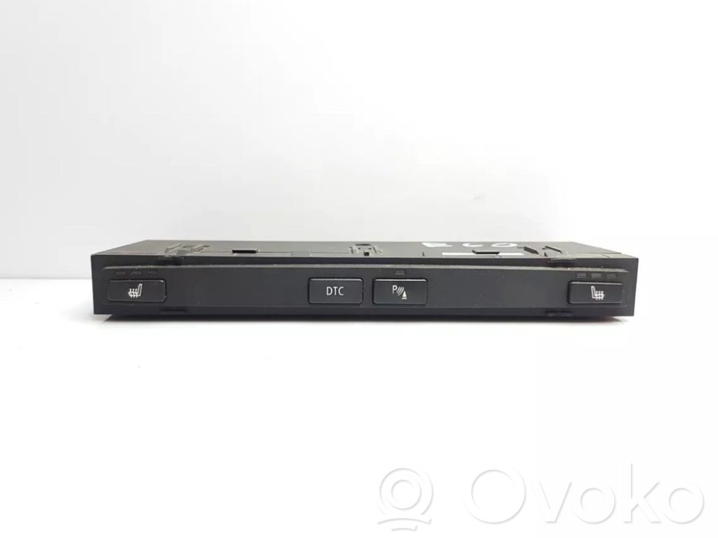 BMW 5 E60 E61 Seat heating switch 