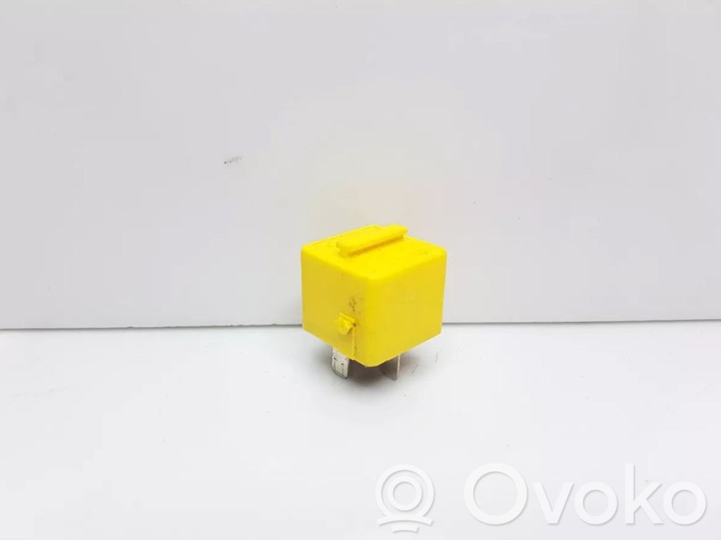 BMW 5 E34 Other relay 