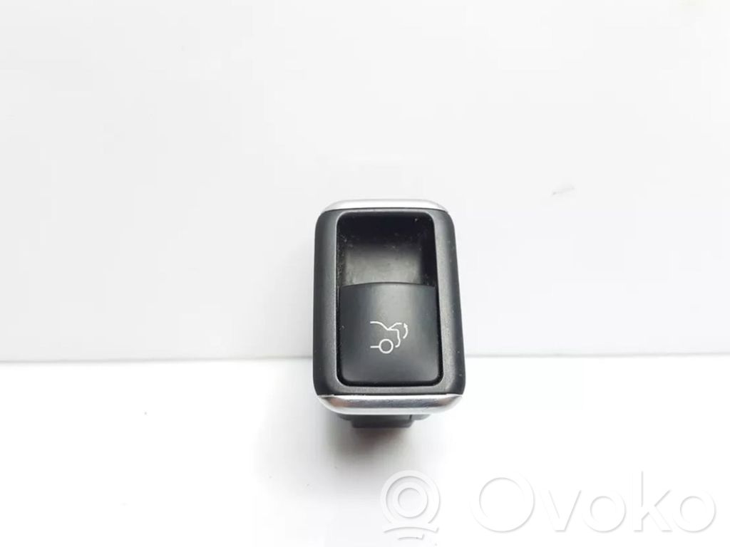 Mercedes-Benz E C207 W207 Tailgate opening switch 