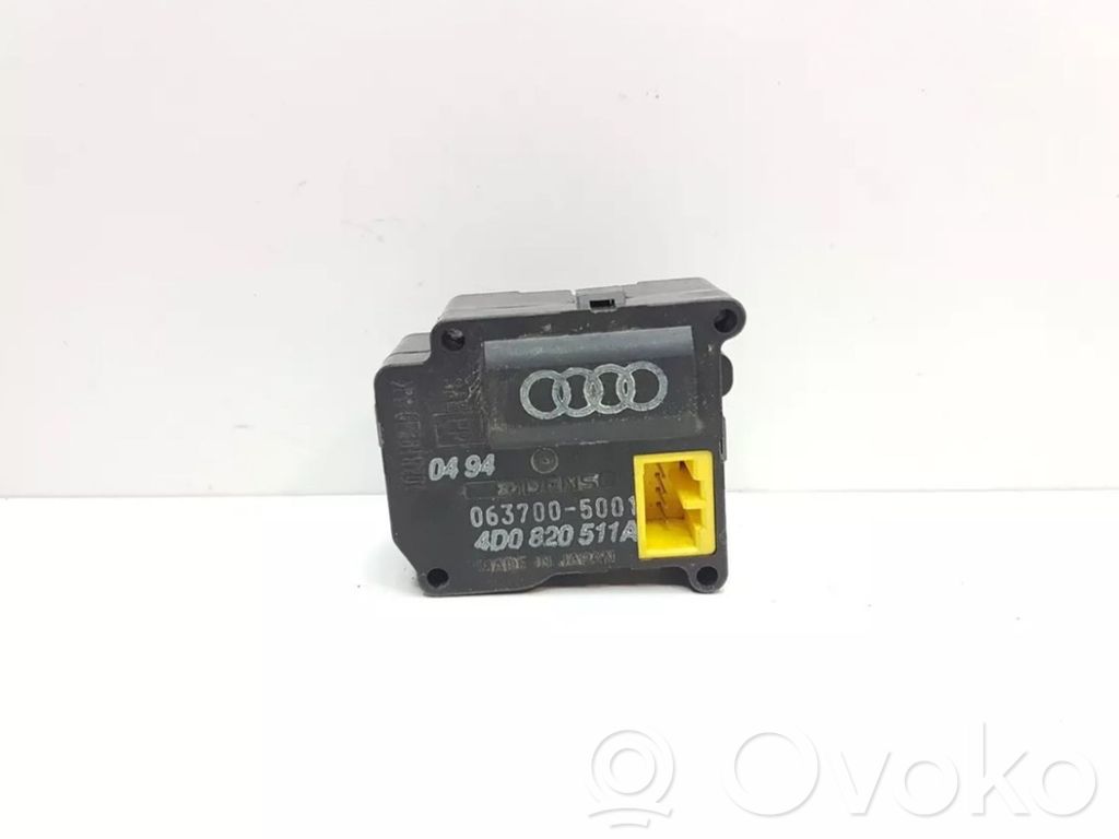 Audi A8 S8 D2 4D Tuloilmaventtiilin käyttömoottori 