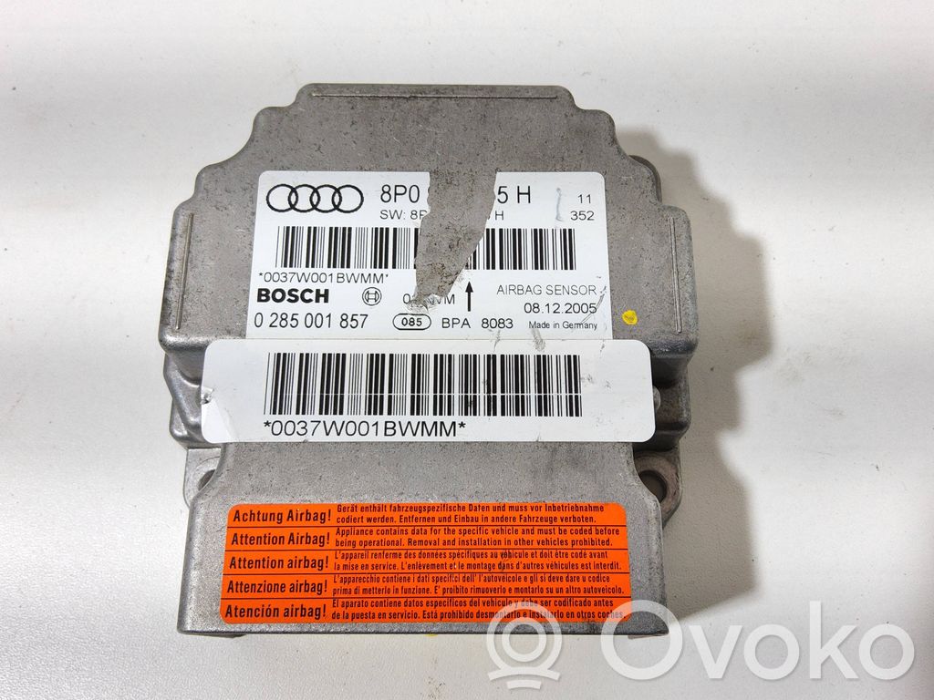 Audi A3 S3 8P Airbag control unit/module 