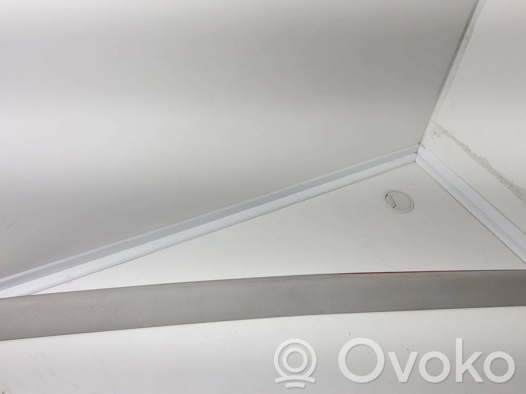 Volkswagen Multivan T4 Inne elementy wykończenia bagażnika 