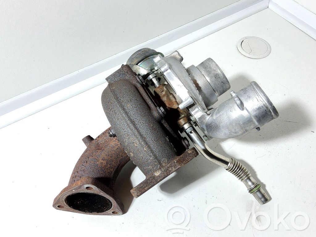 Audi A8 S8 D2 4D Turbina 