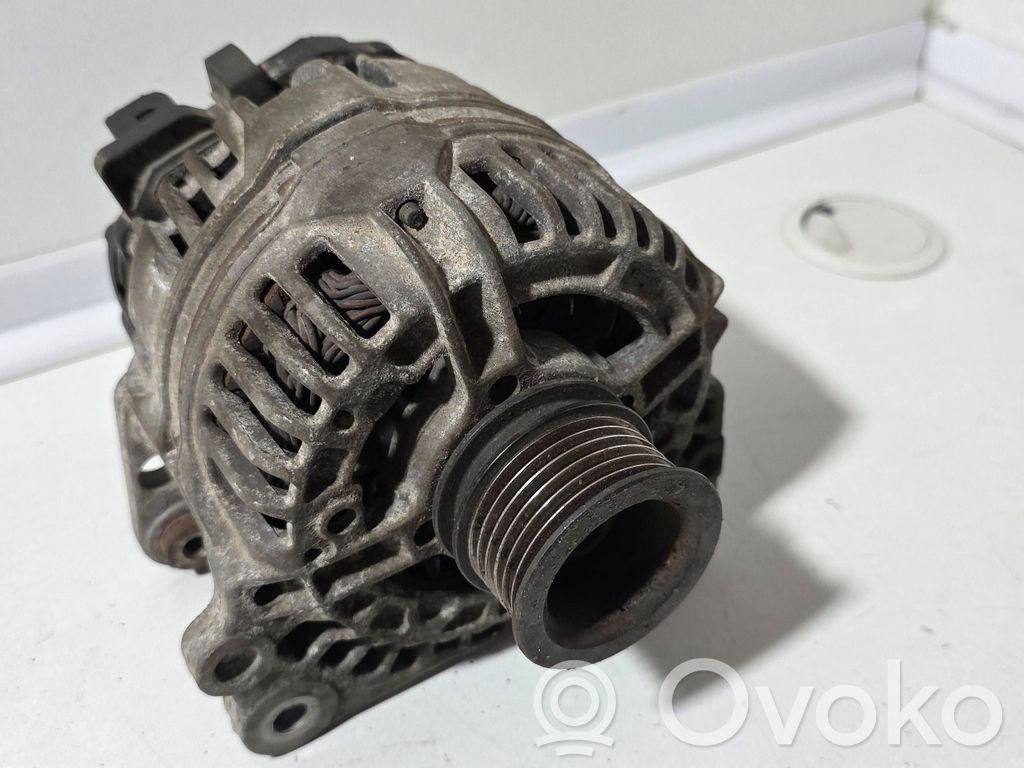 Volkswagen Polo III 6N 6N2 6NF Generatorius 