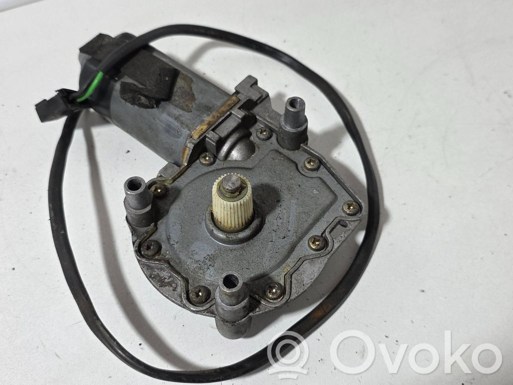 Audi 100 S4 C4 Silnik regulatora szyby drzwi przednich 