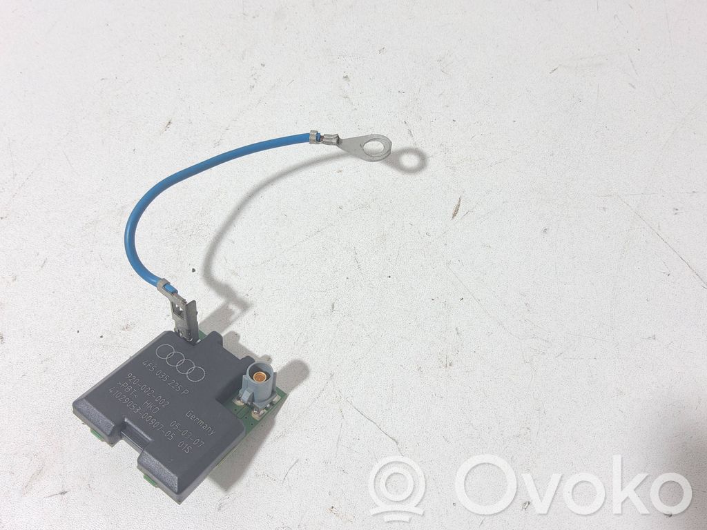 Audi A6 S6 C6 4F Antenos stiprintuvas 