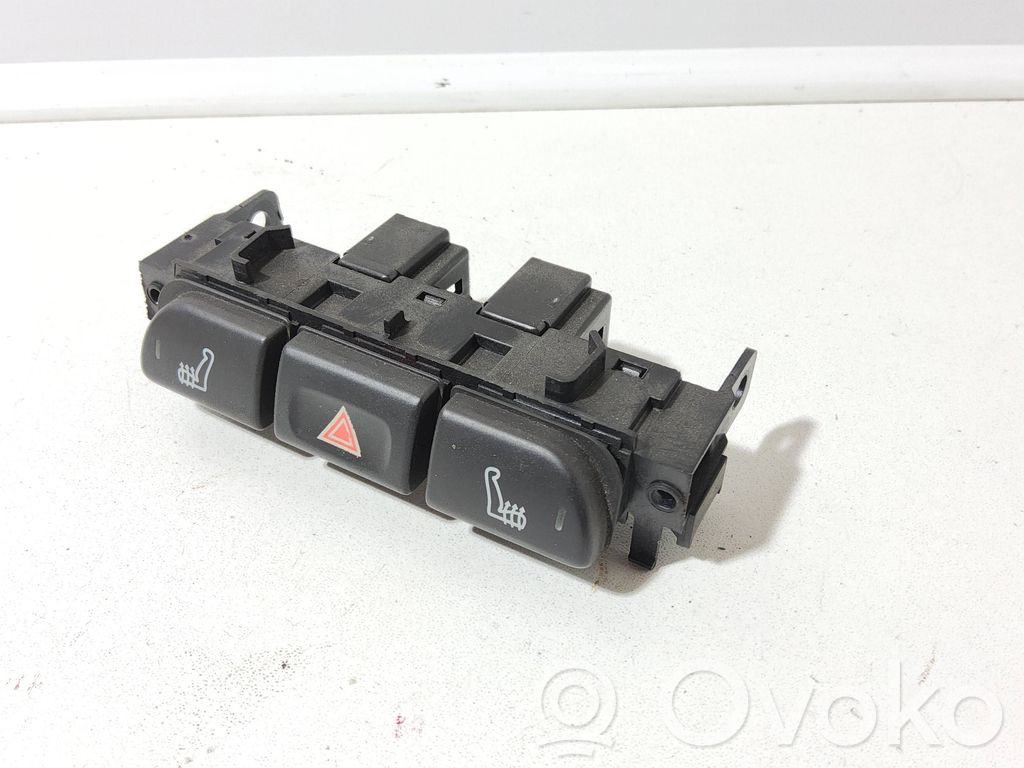 Jaguar X-Type Hazard light switch 