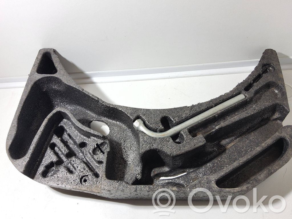 Audi A8 S8 D2 4D Tool box 