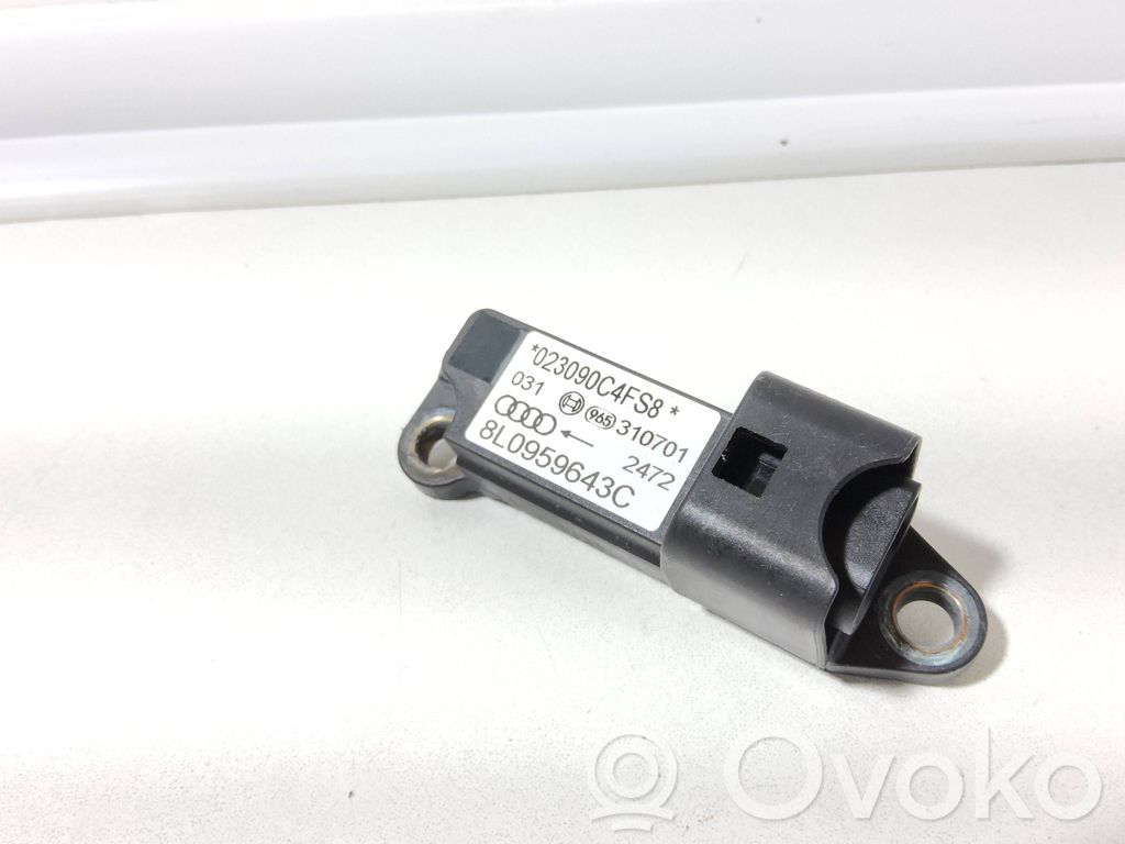 Audi A3 S3 8L Czujnik uderzenia Airbag 