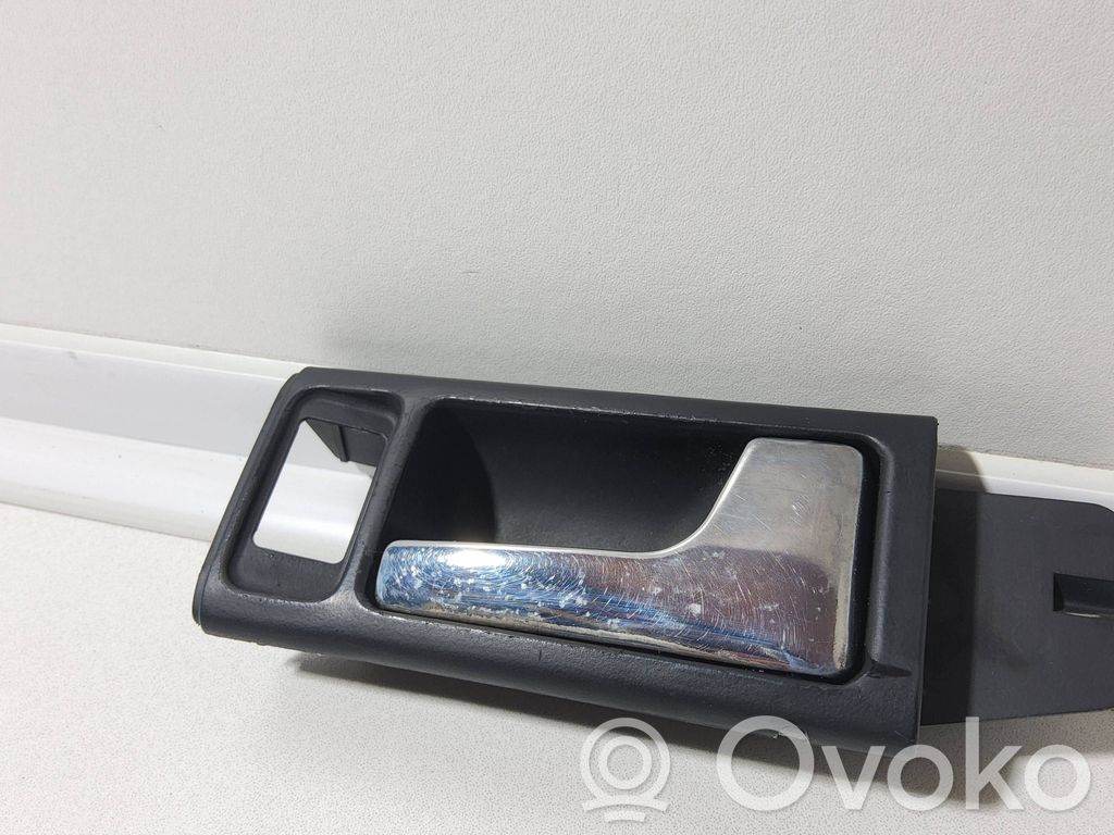 Audi A6 S6 C4 4A Front door interior handle 