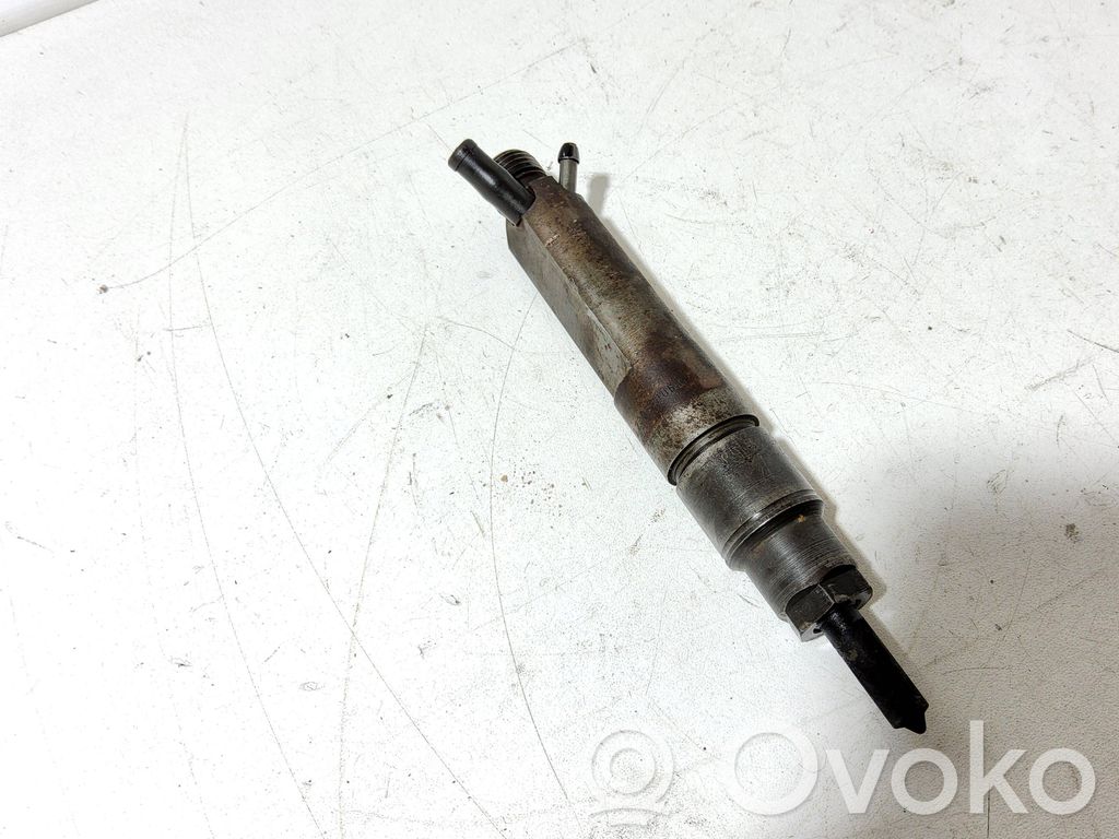 Volkswagen Golf IV Wtryskiwacz paliwa 