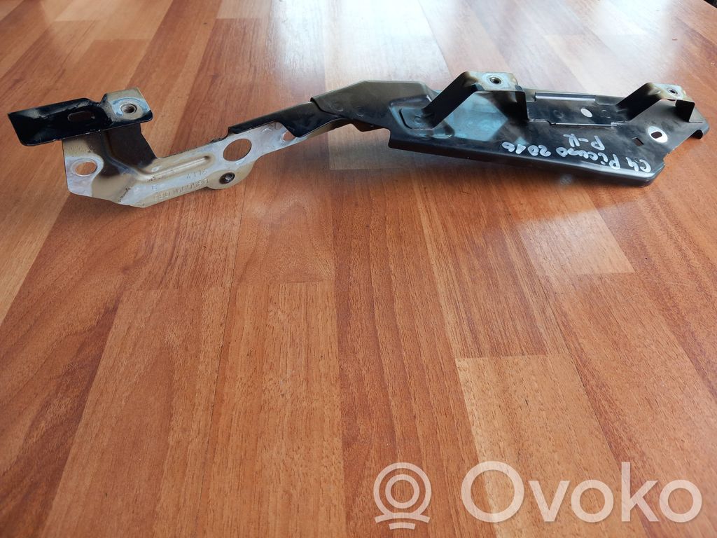 Citroen C4 II Picasso Support de garde-boue avant 